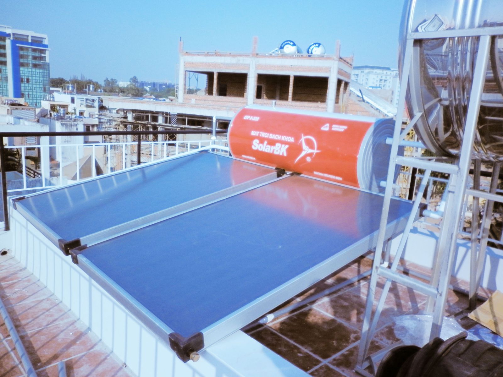 Máy nước nóng năng lượng mặt trời dạng tấm phẳng CFP-X-320