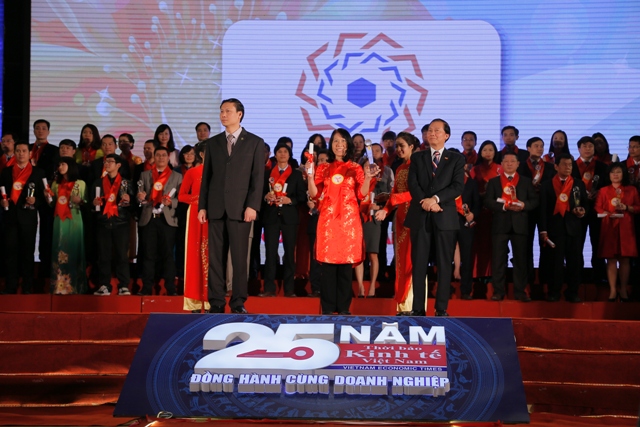 VXC Đạt giải Doanh nghiệp thương hiệu mạnh Việt Nam 2015 