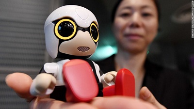 Robot đồ chơi thế hệ mới - Kirobo Mini